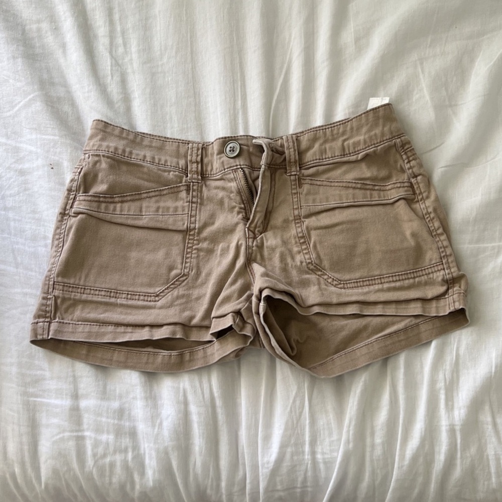 Khaki shorts